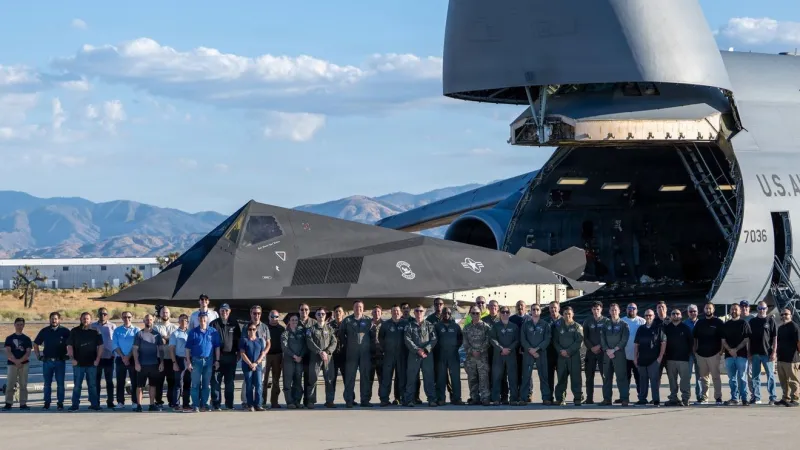 Historic F-117A stealth aircraft delivered to Smithsonian for Virginia museum display