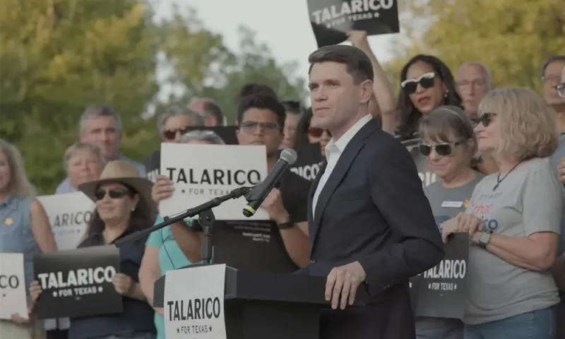 JD Vance takes swipe at James Talarico's sexuality during Texas rally