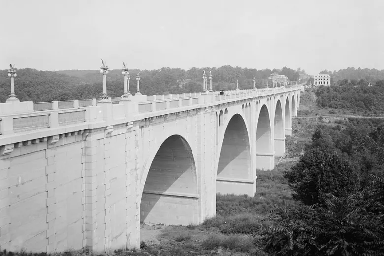 Did you know the largest free-standing concrete bridge in the world is in DC?