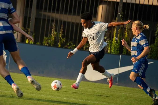 No. 3/3 Georgetown Heads to No. 7/5 Pitt on Monday