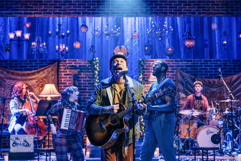 'Hundred Days' Review: Music Soars, Romance Falls Flat