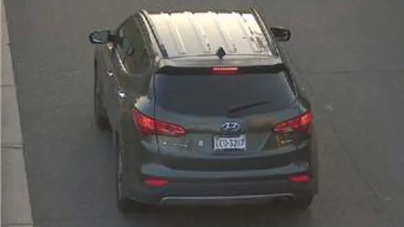 DC police ask for help finding armed robbers in Northeast