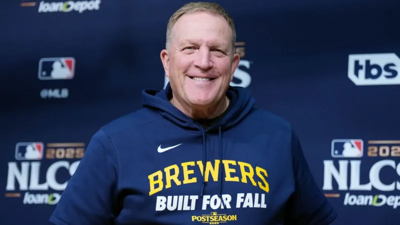 Guardians' Vogt, Brewers' Murphy again win Manager of the Year