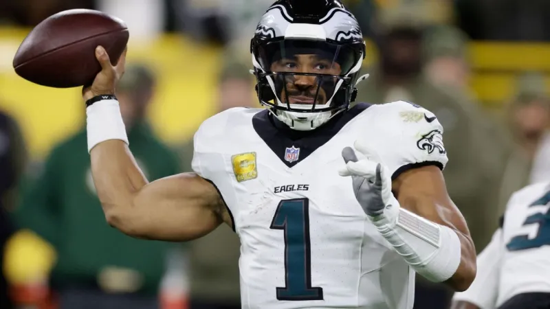 Hurts won't 'run away' from Eagles' reported frustration with QB