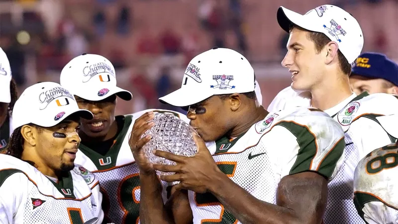 What are the longest college football winning streaks?