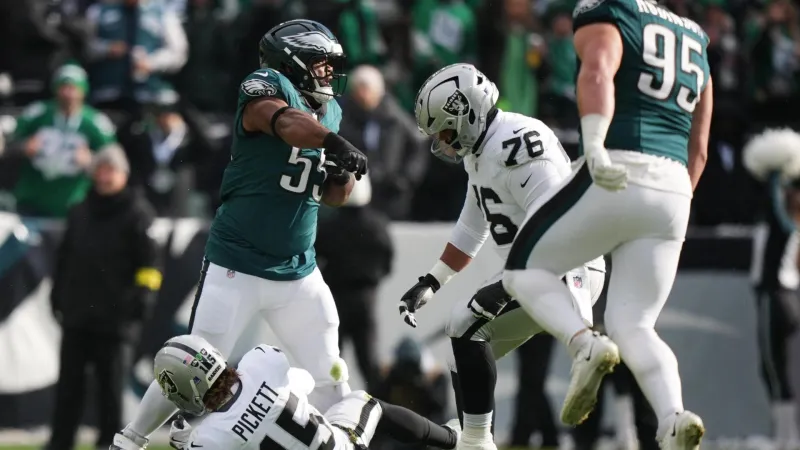 Jalen Hurts rebounds with 3 TD passes as Eagles snap losing streak ...