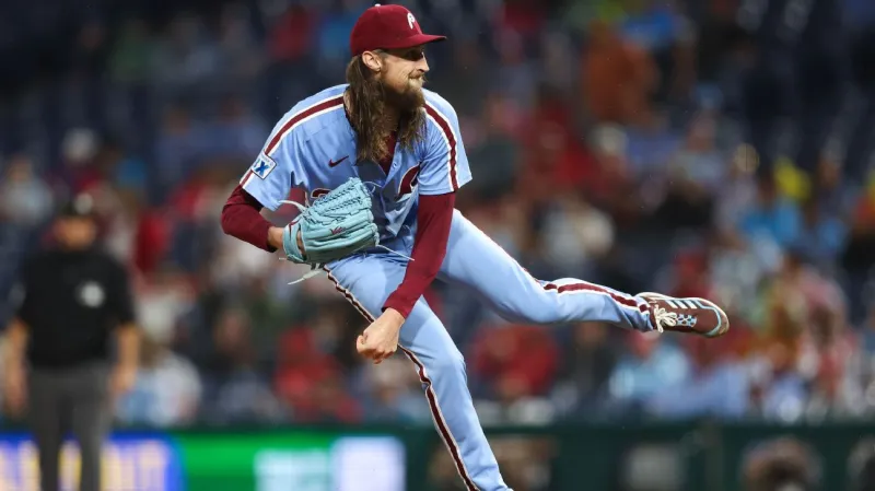 Royals reunite with LHP Matt Strahm in trade with Phillies