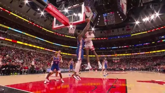 Smith ignites decisive run with thunderous dunk on Embiid as Bulls ...