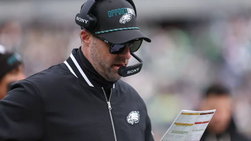 Eagles players defend OC Kevin Patullo after loss to 49ers