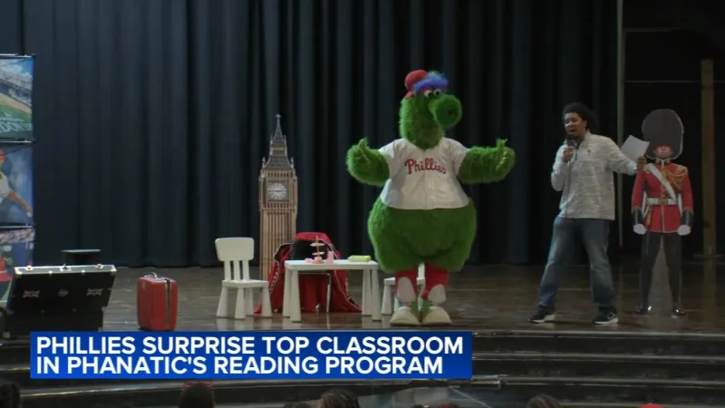 Phillies surprise enthusiastic young readers in Germantown