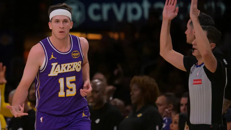 Austin Reaves scores 35, Lakers overcome Luka's injury departure fo...