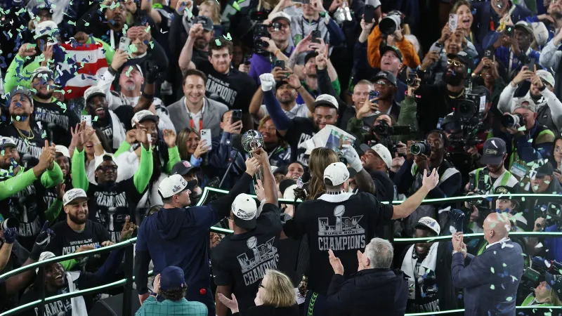 Seahawks win 2nd Super Bowl title, pounding the Patriots 29-13