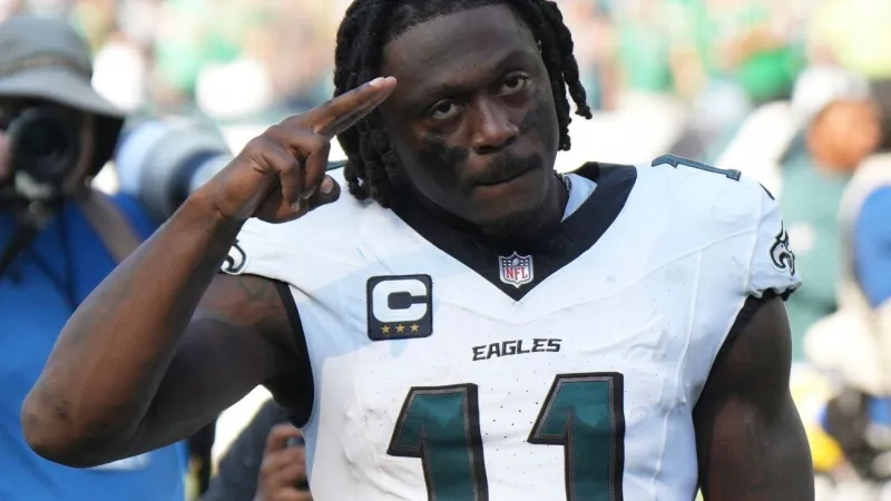 Sirianni 'can't guarantee' A.J. Brown back with Eagles in '26