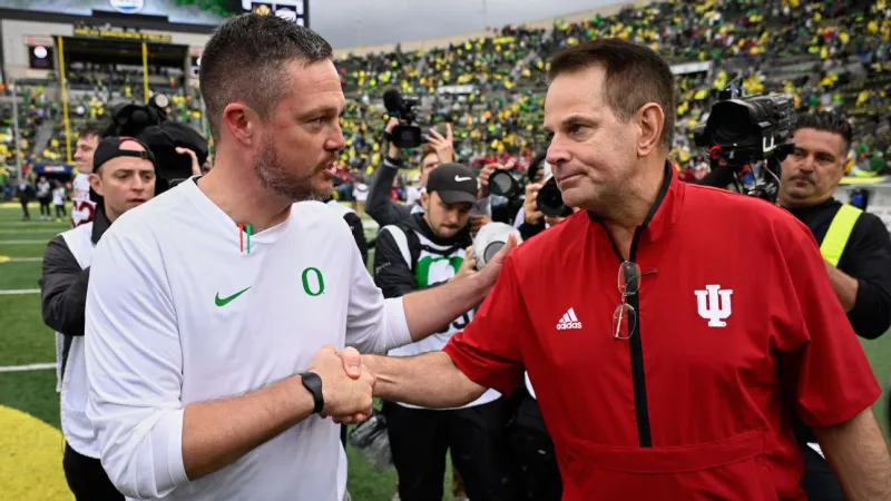 Ranking college football's best newcomer classes