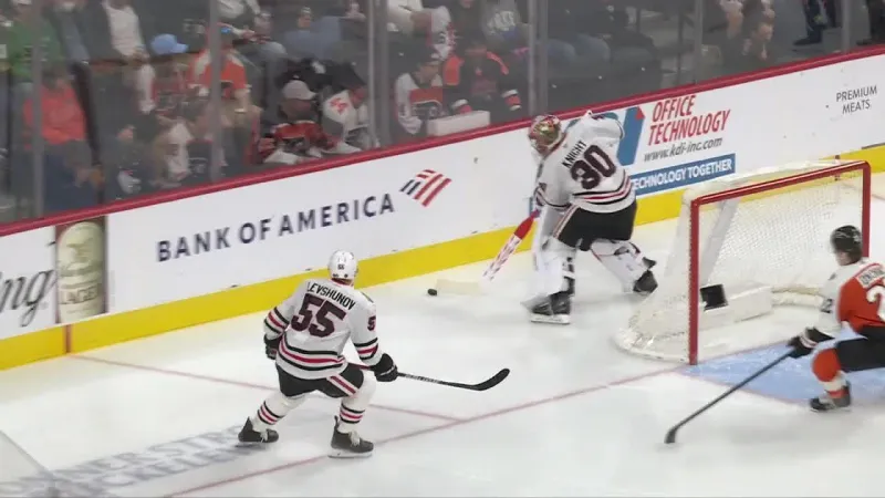 Flyers beat the Blackhawks 5-1 after 2 goals in the first 2:33