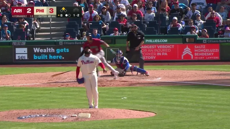 Fernandez, Del Castillo power Diamondbacks to 4-3 win over the Phil...
