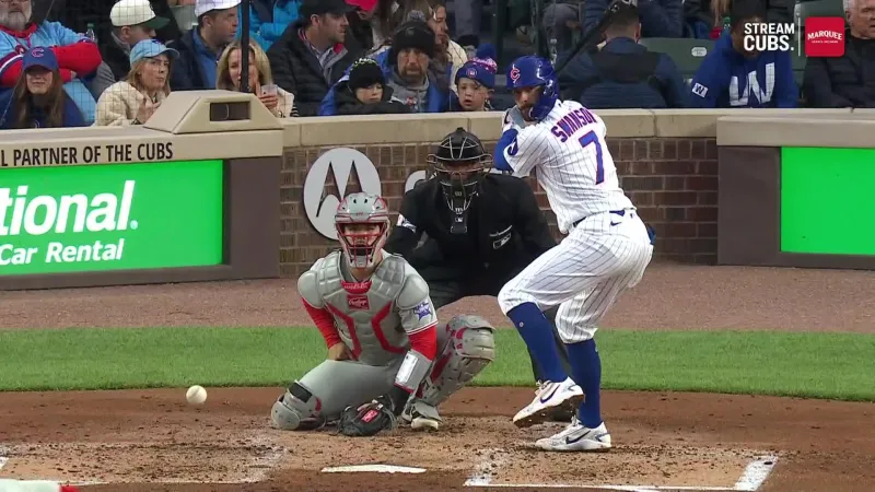 Rea and Swanson help the Cubs beat the slumping Phillies 5-1 for th...