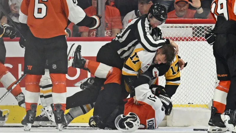 Flyers erupt for 3 goals in 2nd period to push Pens to brink of eli...