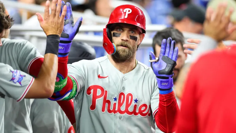 Harper hits his 7th homer, Nola works 6 strong innings as the Phill...