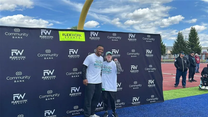 Saquon Barkley provides experience of a lifetime for fan at youth camp