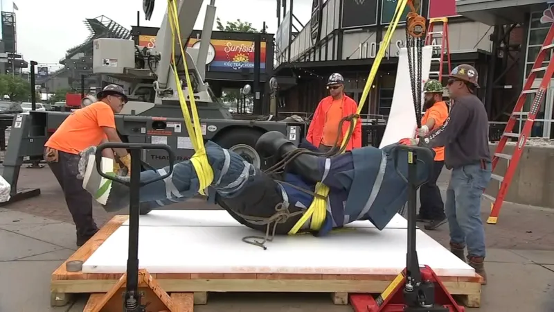 Joe Frazier statue on the move from South Philadelphia to Art Museum