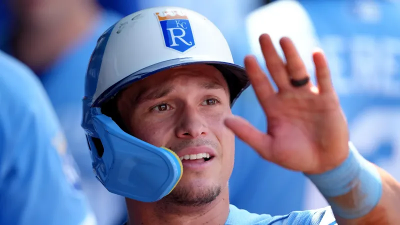 Perez drives in 2 as the Royals beat the Phillies 5-2 to end a 4-ga...