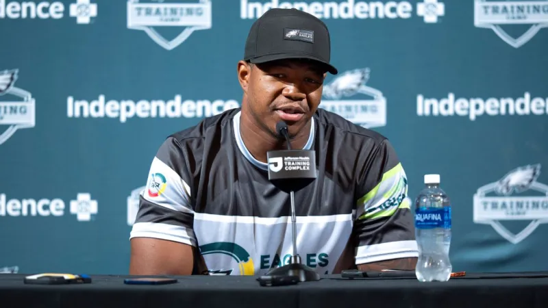 Eagles' Nolan Smith apologizes for 'unacceptable' speeding arrest