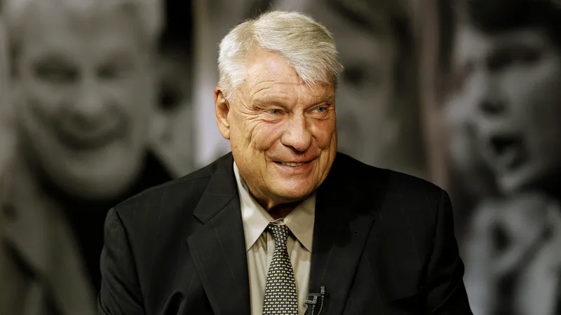 Don Nelson, 2nd winningest coach in NBA history, dies at 86