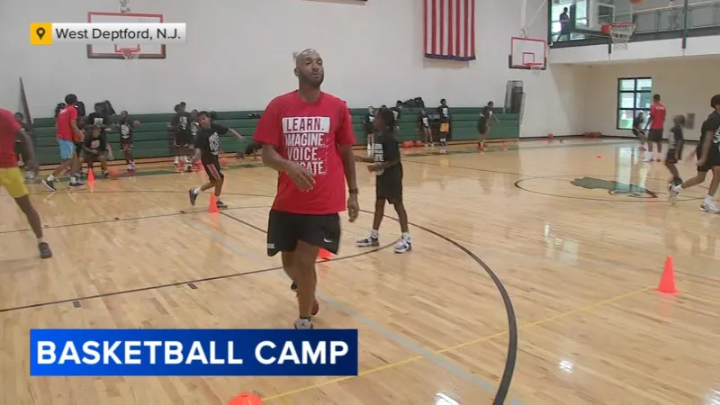 Former NBA player hosts elite basketball camp for kids