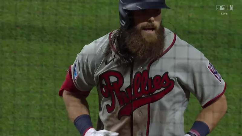 Phillies homer 3 times into Field of Dreams corn in 7-1 win over Twins