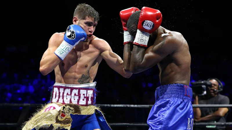 Boxer Prichard Coln dies at 33
