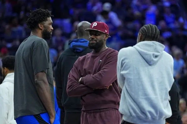 Mike Breen apologizes after LeBron James disputes Embiid story
