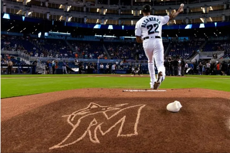 Alcantara rebounds on the mound and the Marlins snap their 5-game skid with a 7-3 win over the Nats