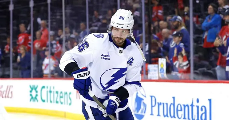 Nikita Kucherov wins 2nd Hart Trophy
