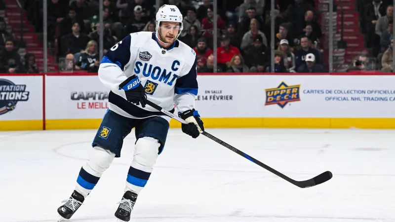 Panthers captain Barkov adds another major International Award to his trophy case