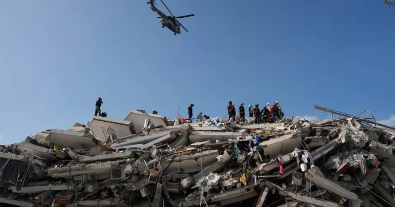 Grief and optimism clash in scramble to locate survivors 4 days after Venezuela earthquakes