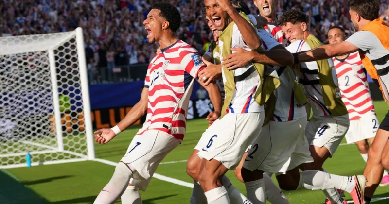 US beats Bosnia-Herzegovina 2-0 to advance in World Cup