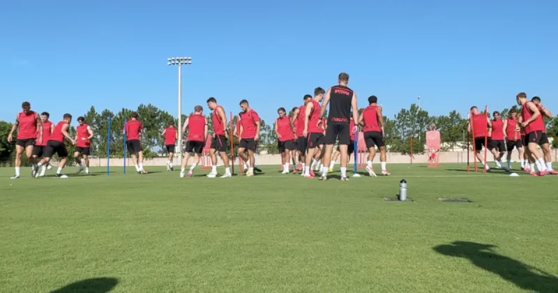 Wrexham FC brings rags-to-riches story to Tampa Bay