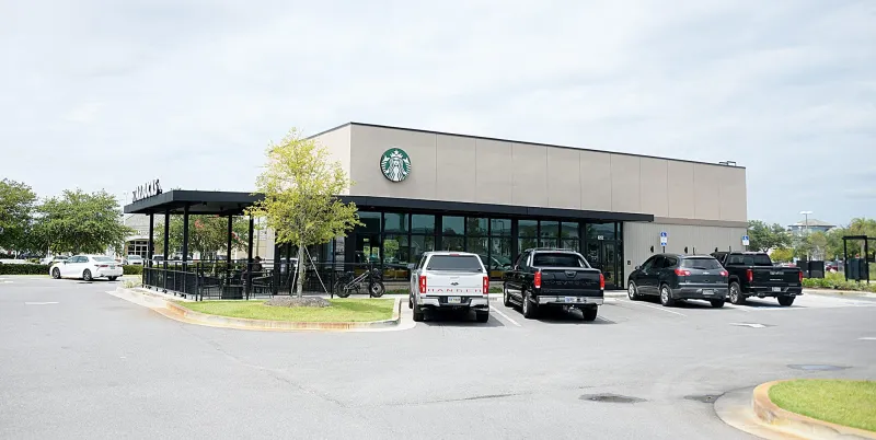 Navarre Starbucks employees vote to unionize