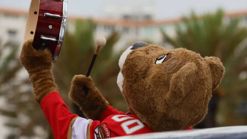 Panthers organization welcomes Anton Lundell's younger brother