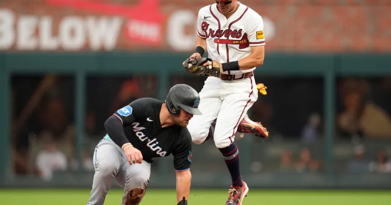 Elder leads the 1st-place Atlanta Braves to their 7th win in a row, 4-1 over the Miami Marlins