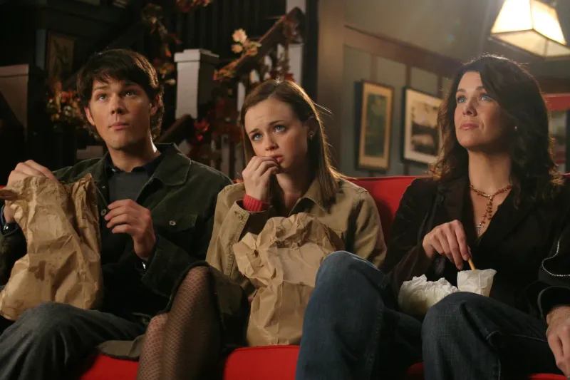 Fall Must Be Near: HBO Is Set to Debut a 'Gilmore Girls' Documentary