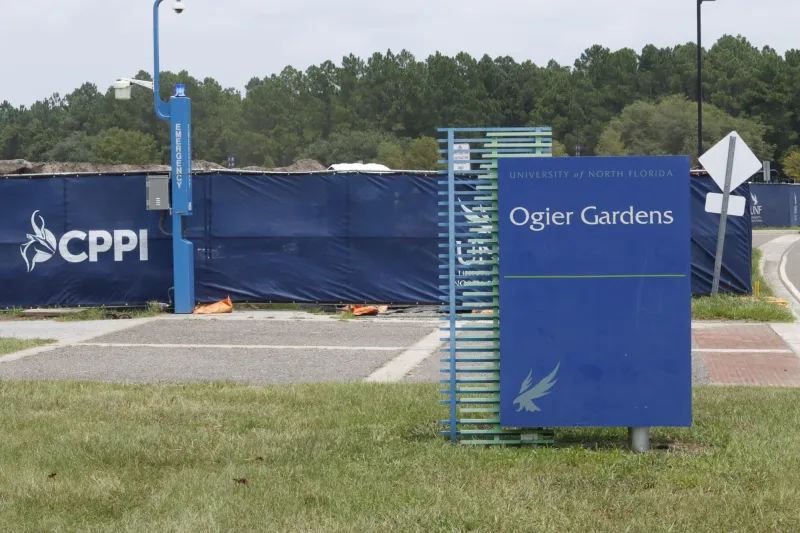 Ogier Gardens staff raise concerns over UNF construction