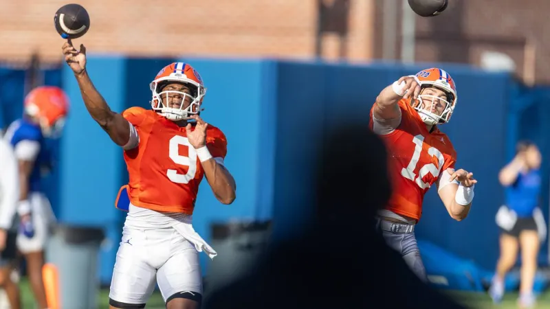 Aaron Philo practice clip reignites biggest concern in Florida's QB battle