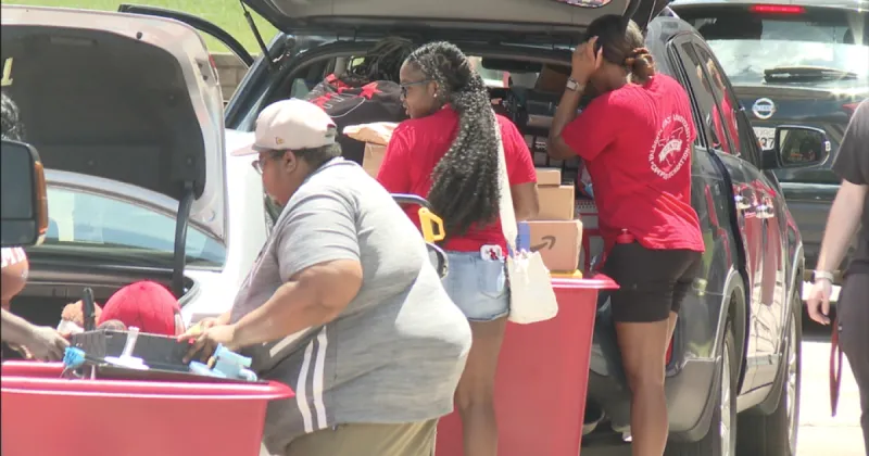 2,200+ students arrive at Valdosta State University as move-in days bring Blazer Nation back to life