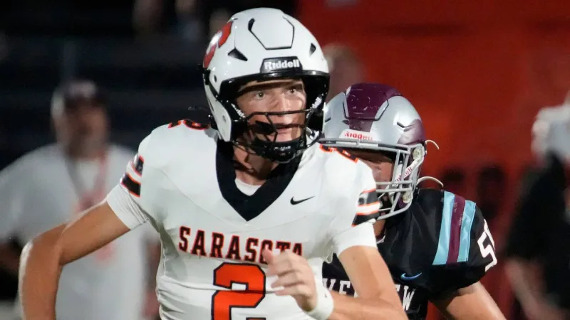 Florida's top 2028 QB target Hudson West opens preseason with four-touchdown performance