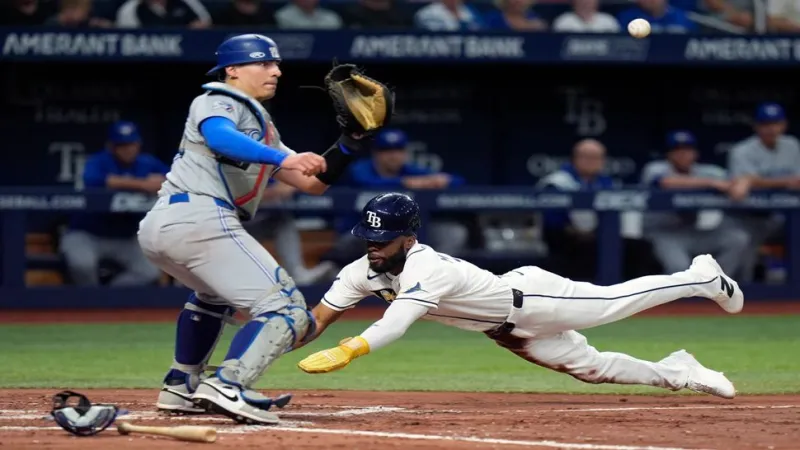Yandy Daz homers, Drew Rasmussen earns 6th straight win as the Rays beat the Blue Jays 7-6