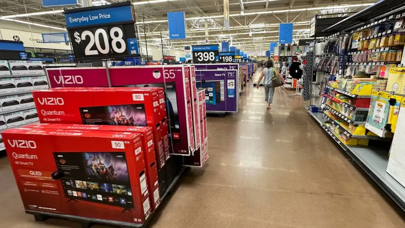 Early birds get a jump on holiday shopping - and industry insiders preview this year's hottest toys