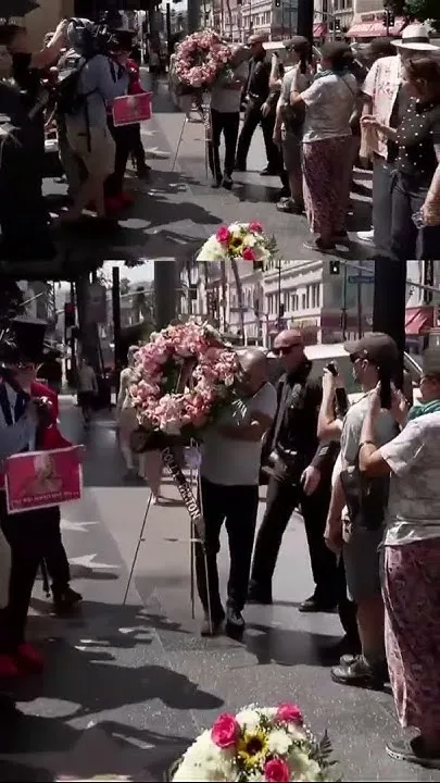 Hollywood honors Dolly Parton with flowers at her Walk of Fame star (Video)