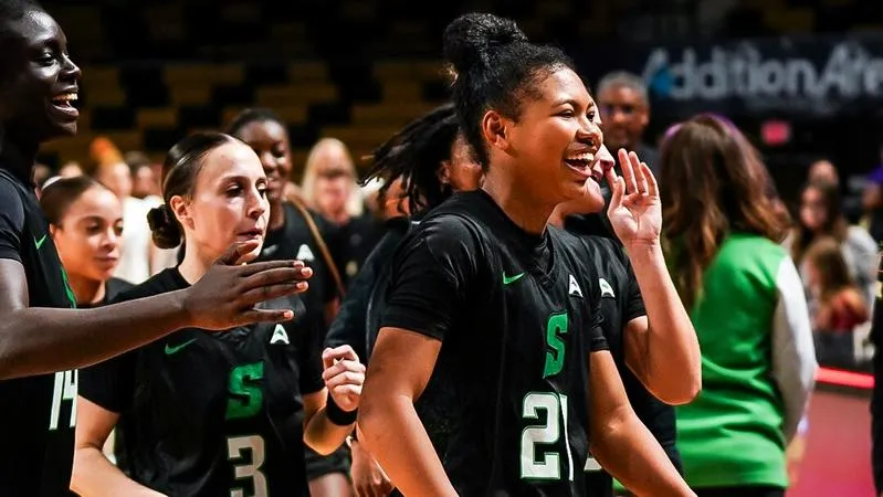 Cameron Thomas Signs Professional Contract in Romania